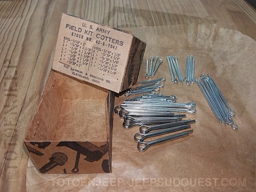 Boite cotters pins goupilles - boite,
