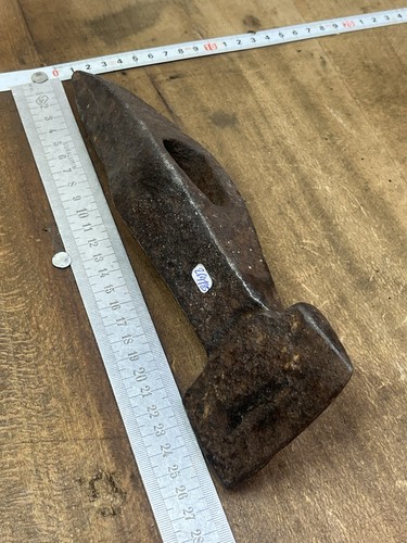 Outil ancien marteau taillant - ,