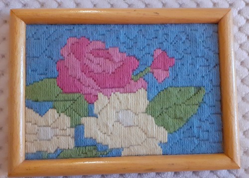 Tapisserie fleurs point lance - point,