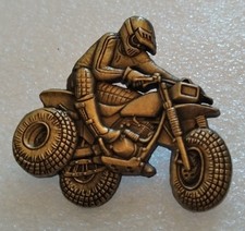 PIN's TRIKE TRICYCLE RACING