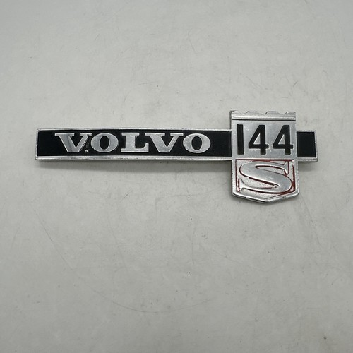 Volvo 144 s vintage - 70’s,