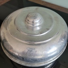 Yaourtiere Yalacta  aluminium  avec 6 pots porcelaine blanche