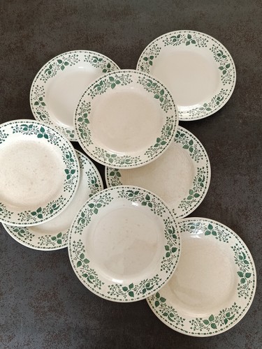 Anciennes assiettes plates - anciennes,