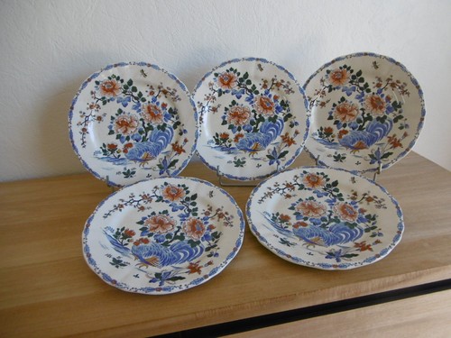 Cinq assiettes plates faience - cinq,