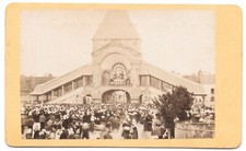 Photo CDV Pélerinage à Saint Anne d'Auray La Scala Santa très animée Bretagne