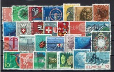 joli lot de timbres spéciaux