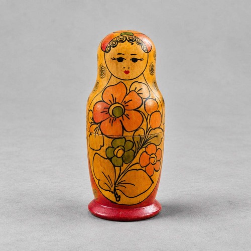 Poupée russe matriochka - poupée,