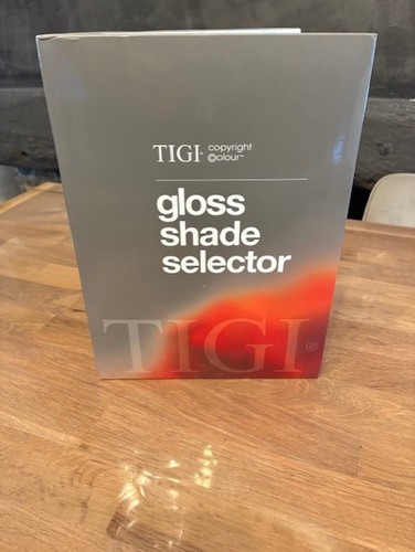 Livre nuancier coiffure tigi - livre,