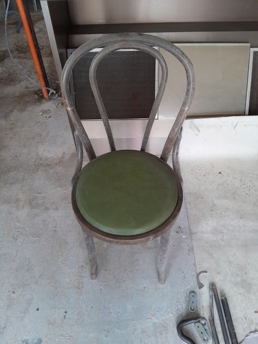 Vends chaises bistrot - 6, de