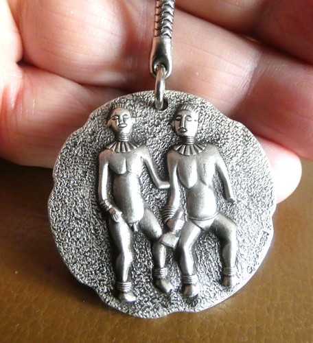 Ancien porte clé - , métal