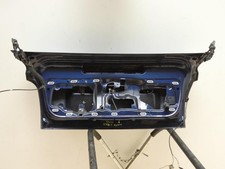 Malle/Hayon arriere VOLKSWAGEN