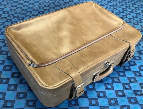 Ancienne valise rétro vintage - rétro,