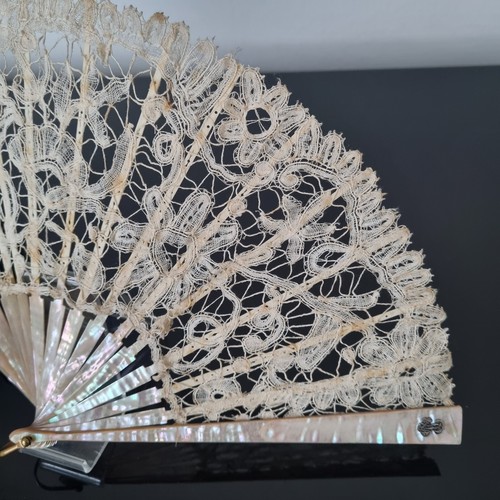 Eventail ancien dentelle - eventail,