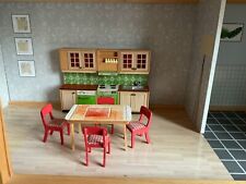 MEUBLES DE MAISON DE POUPÉE -