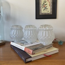 3 globes anciens en verre pour