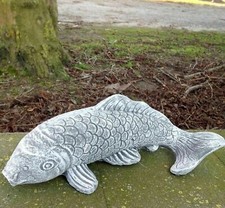 Sculpture en Pierre Grand Koi