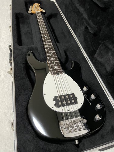 Musicman sterling noir usa - 4,