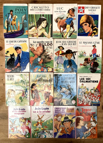 Lot bibliothèque titres - 16,