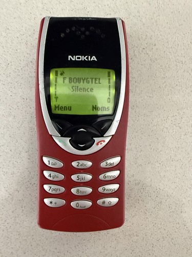 Nokia 8210 rouge vintage