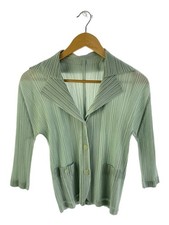 PLEATS PLEASE ISSEY MIYAKE