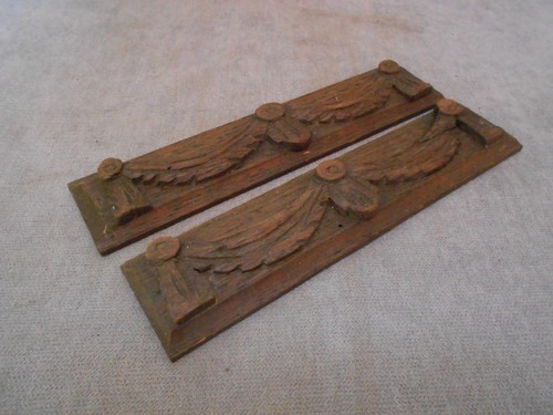 Plaques bois sculptées - plaques,