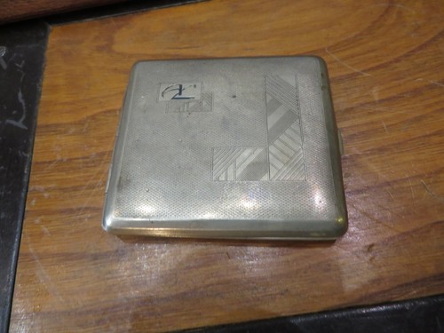 Ancien étui porte cigarettes - ancien,