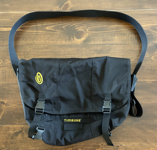 Timbuk2 black messenger laptop - timbuk2,