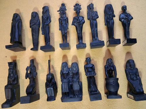 Statue égyptienne lot - , 15