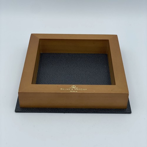 Baume mercier boîte à - mercier,