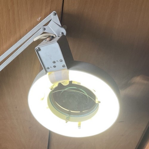 Lampe ledu loupe vintage - , sur