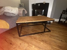 Tables basses maison métal et