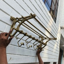 Porte-manteau français