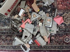 VINTAGE Playmobil lot pieces for medieval castle fort knight in condition