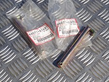 Deux axes galets anti scalp Kubota T1400, GZD15, réf : 66071-61680