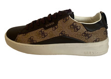 GUESS Verona 4G Low Top Trainer UK 8.5 US 9 EU 43 REF M593