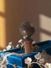 Vintage bouchon de bouteille ancien en bois et laiton pour collection ou décorat