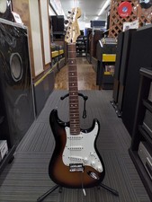 Guitare électrique FENDER