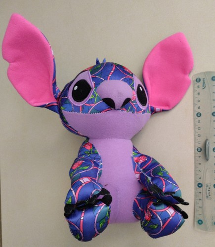 Peluche stitch belle - la, et
