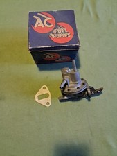 RENAULT 4CV/DAUPHINE pompe à