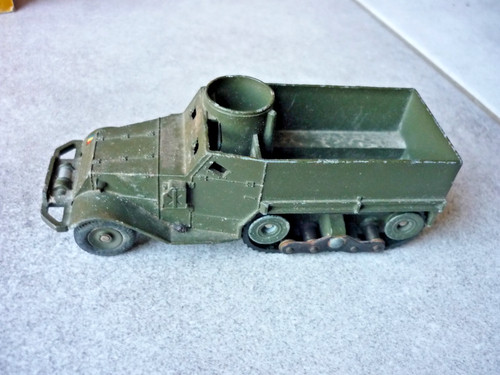 Dinky toys 822 half track - dinky,