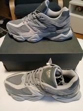 basket new balance 9060 grise pointure 43 neuve