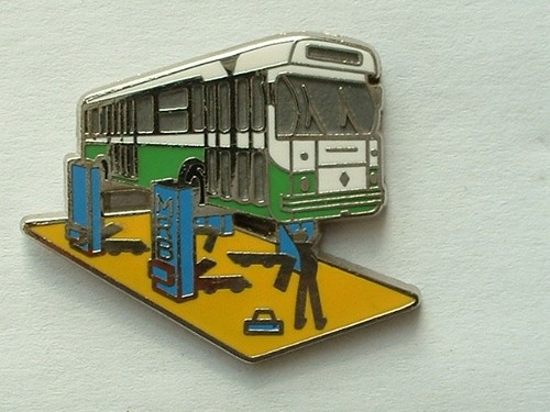 Pin bus mrb - pin's, jaune