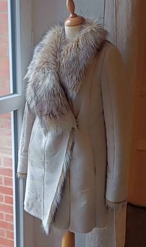 Manteau chaud épais avec