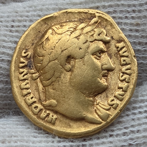 Rome aureus hadrian ad - aureus, hadrian,