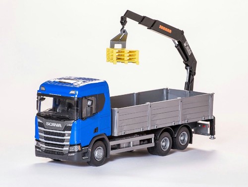 Emek blue truck with hiab - emek,