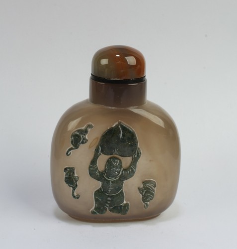 Chinese agate snuff - snuff, bottle