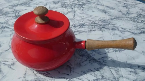 Casserole métal émaillé - en,