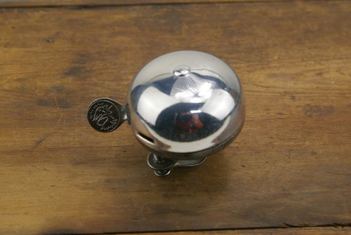 Ancienne petite sonnette - petite,