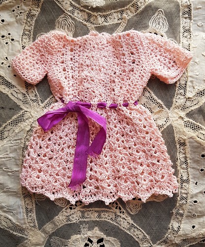 Jolie robe crochet - robe, poupée
