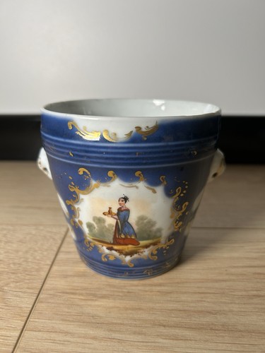 Petit cache pot porcelaine - cache,
